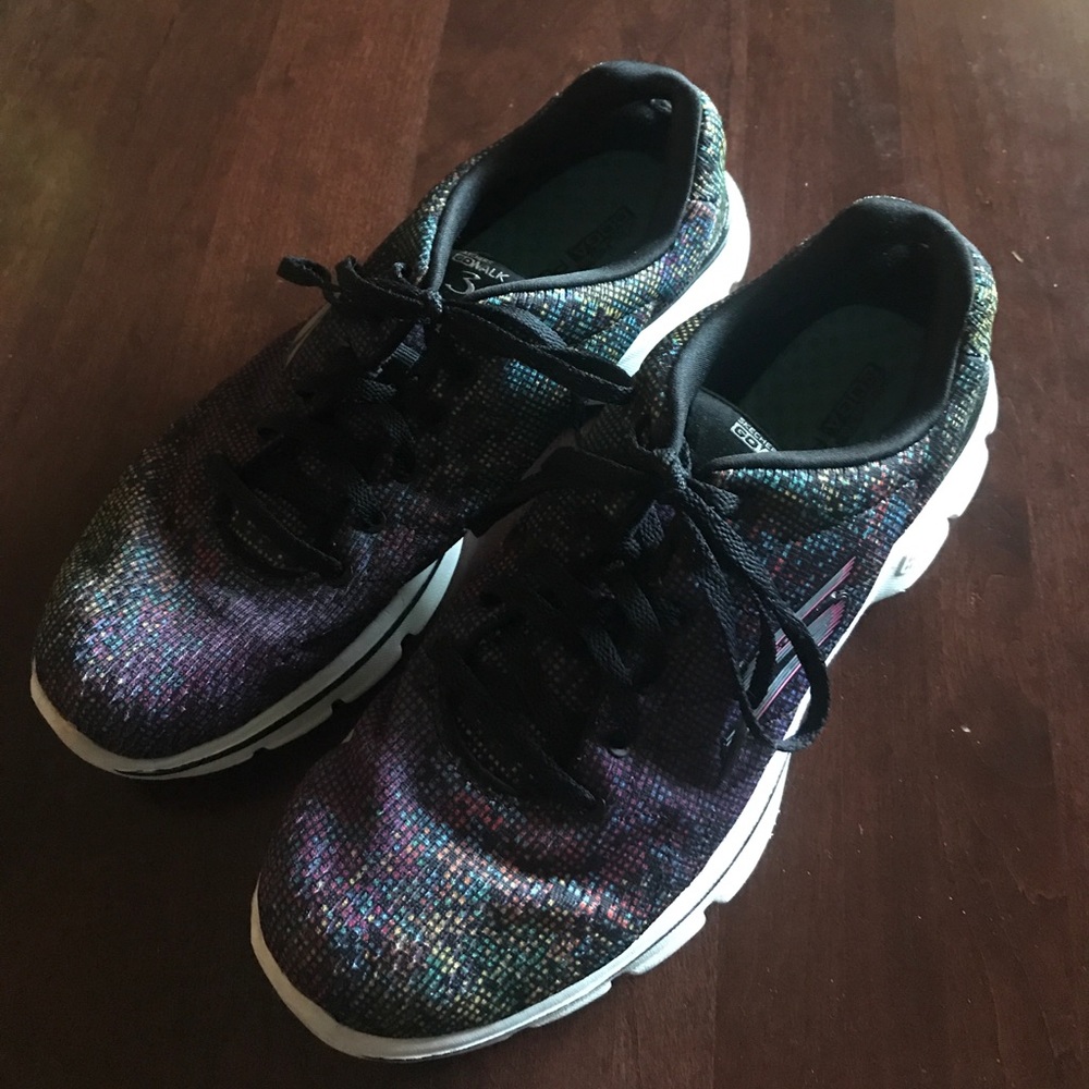 Skechers go Walk 3, women’s size 9